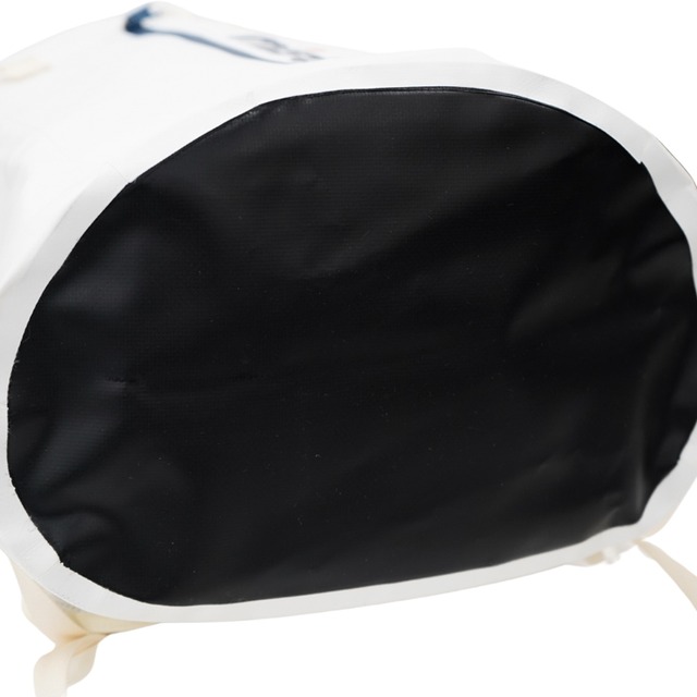 Dry Sack 30L(ドライサック30リットル) OFF-WHITE