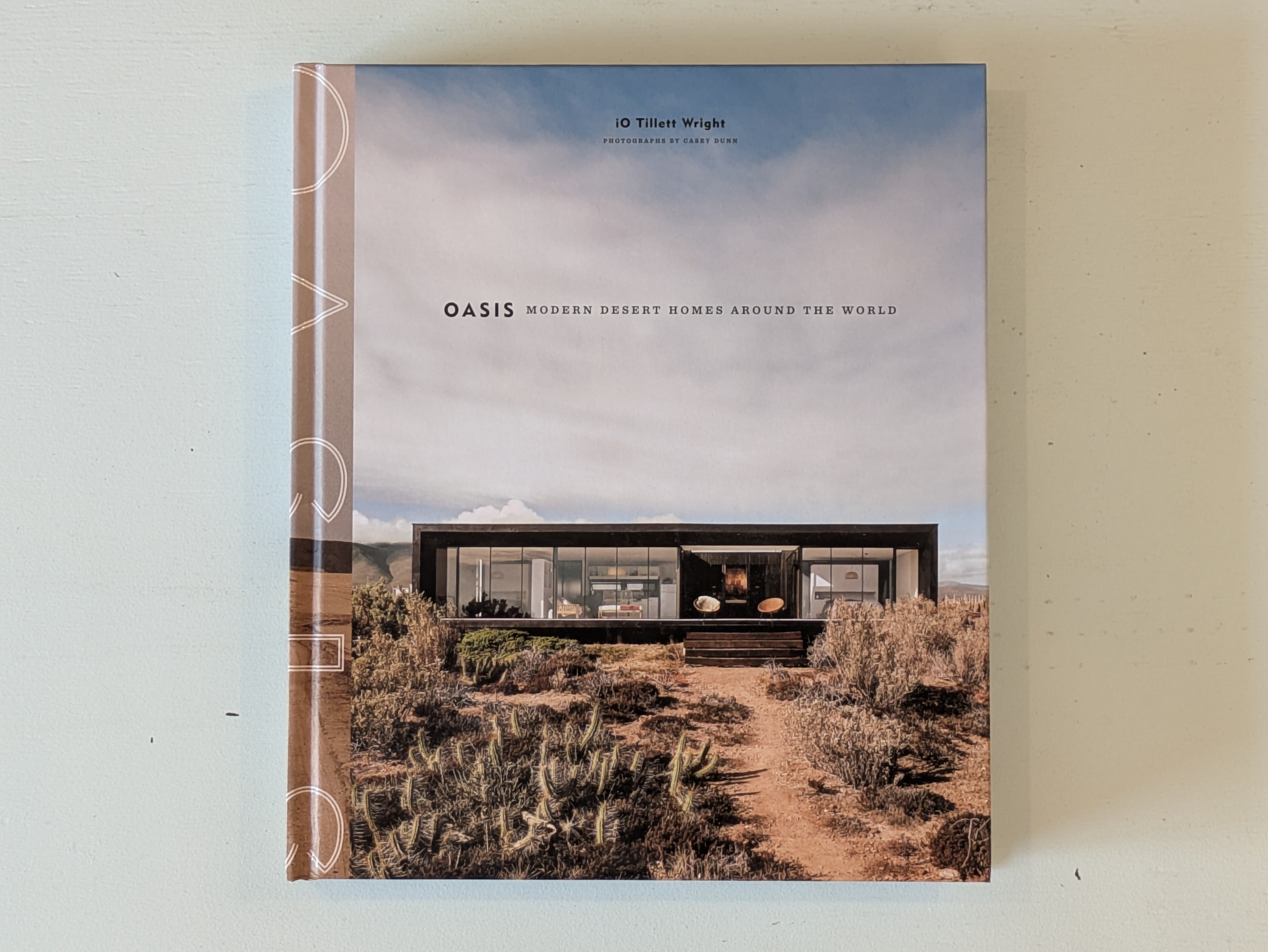 【新品】Oasis : Modern Desert s 砂漠 家 建築 Oasis : Modern Desert Homes Around the World / 砂漠 家 建築