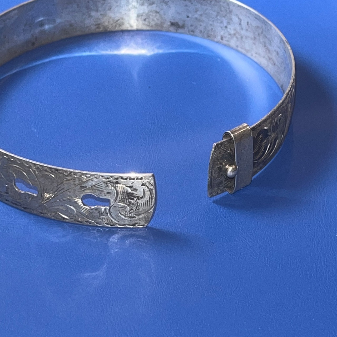 vintage engraved silver bangle