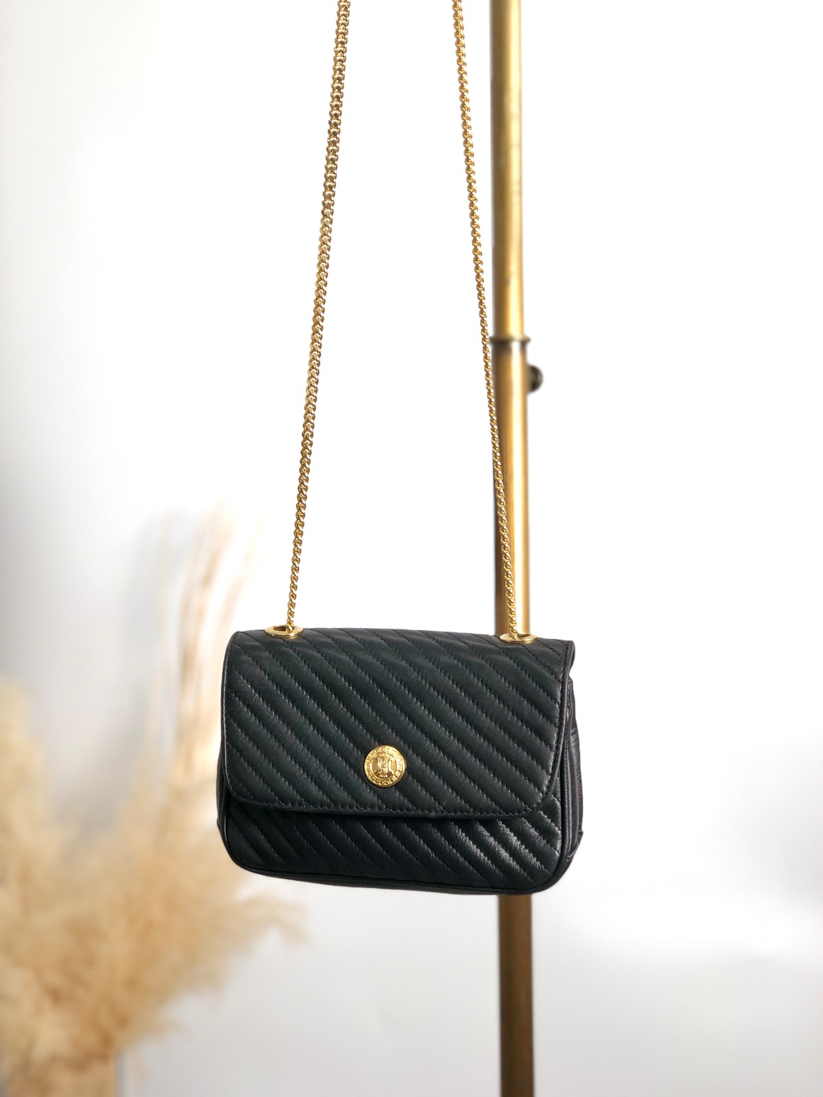 CELINE セリーヌ ショルダーバッグ ブラック トリオンフ レザー 