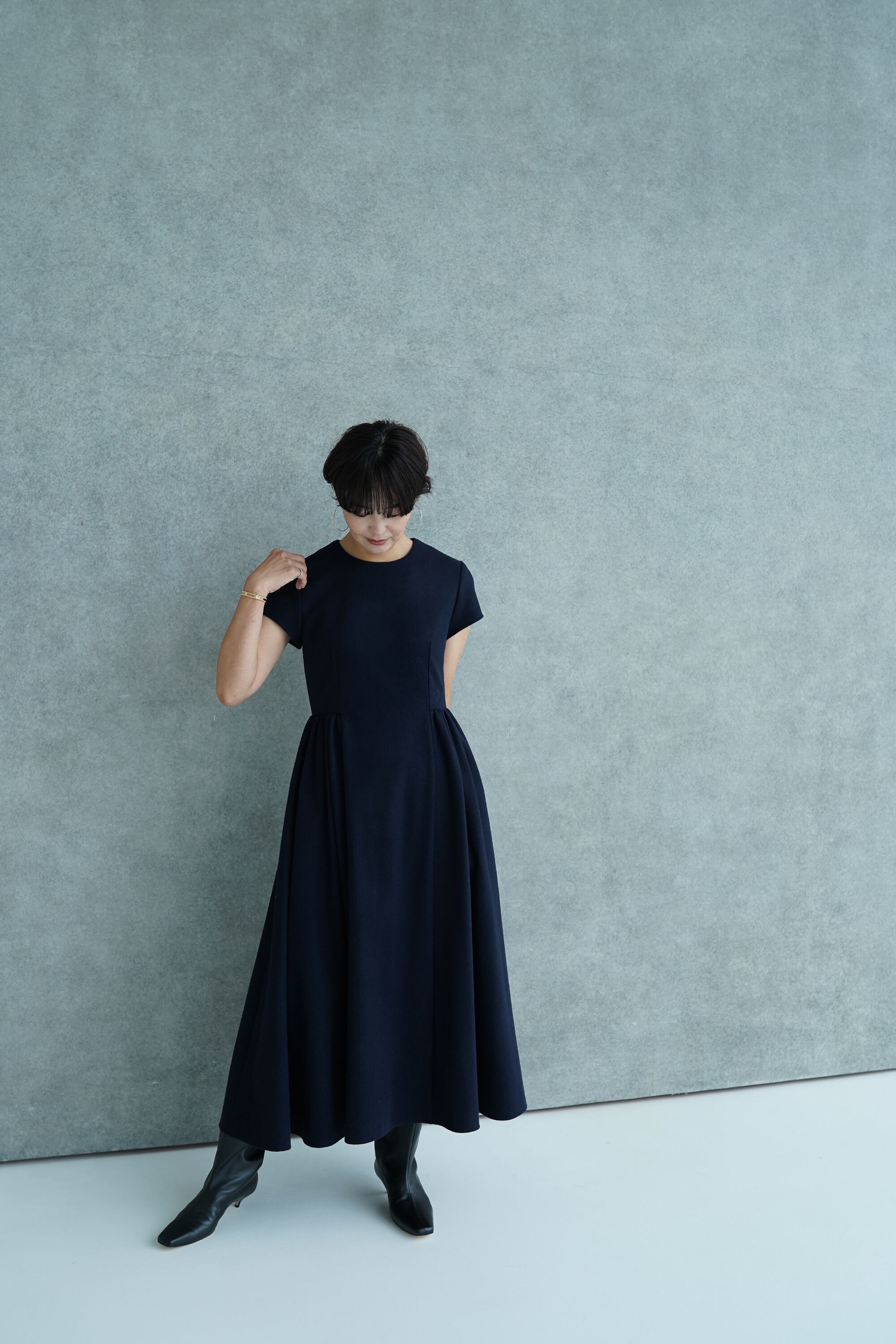 EVERYDAY DRESS mature wool ネイビー | THE9SHOP 