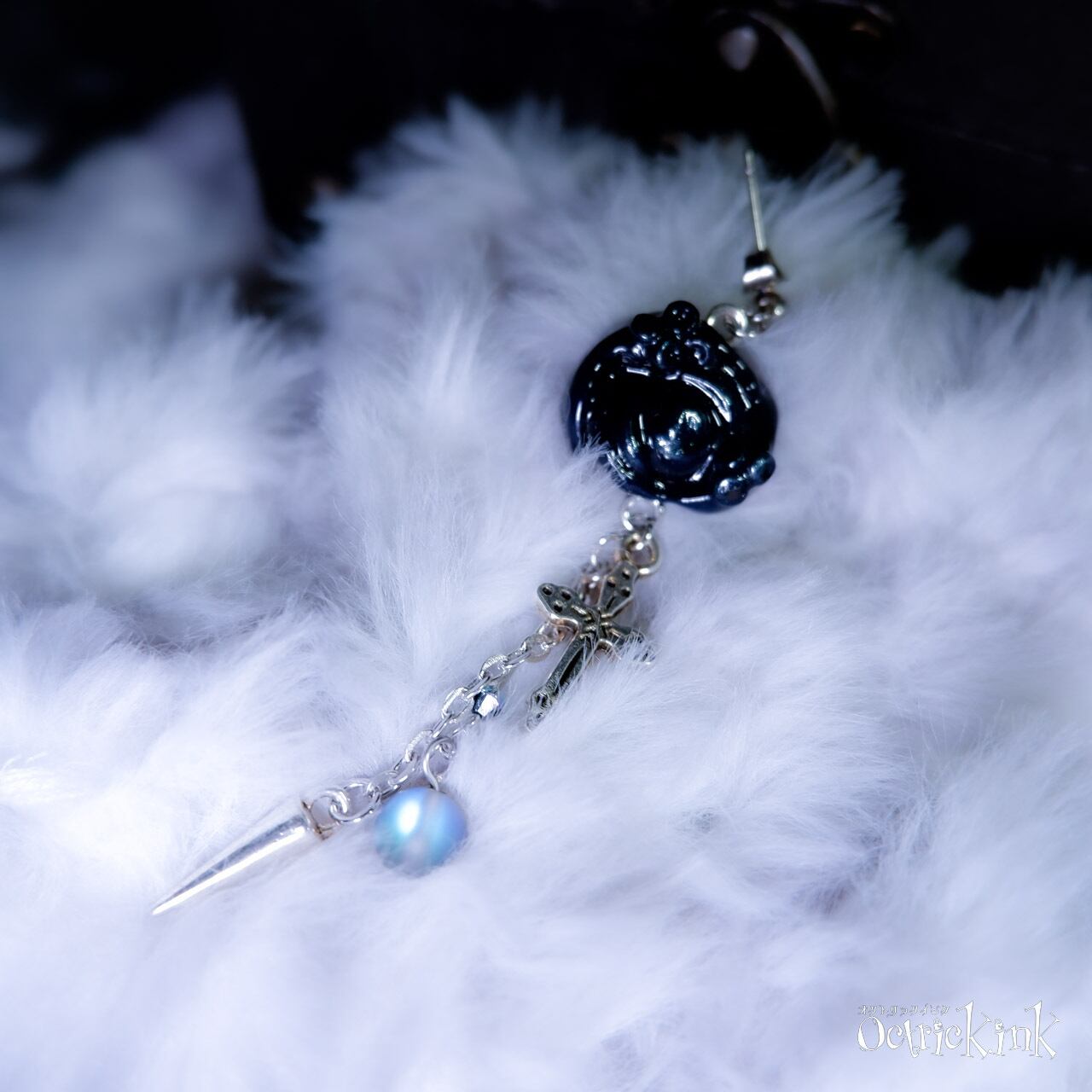 深海の青薔薇 片耳ピアス / イヤリング｜KRAKEN Bubble Rose Nightmare