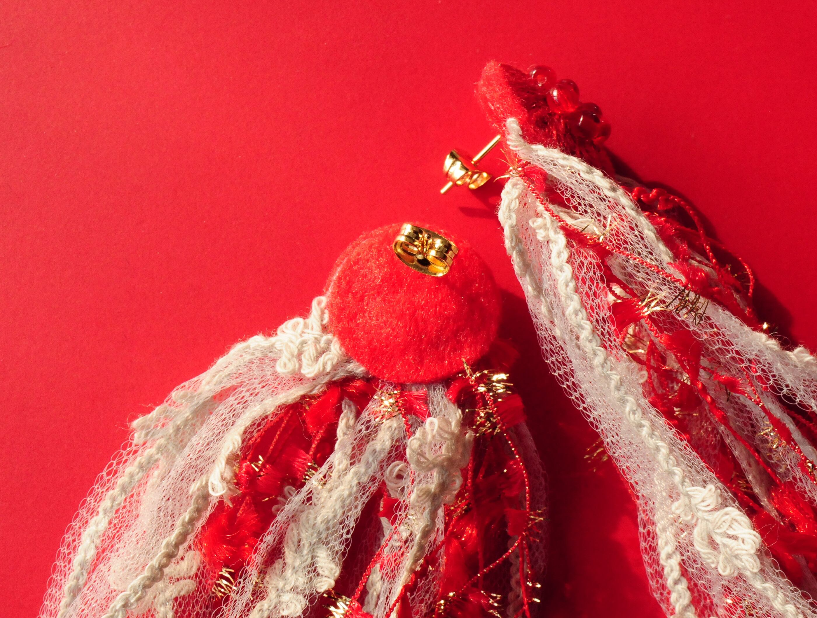 ＜Stella～願い事の星～＞『刺繍フリンジピアス/Strawberry Star』