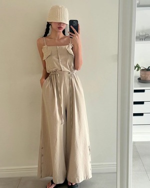 大人カジュアル派に♡今っぽ韓国スタイルの美シルエットサロペット「2025年INS 春夏新作 INS 新作　おしゃれ　カジュアル系 chic オールインワン/サロペット」