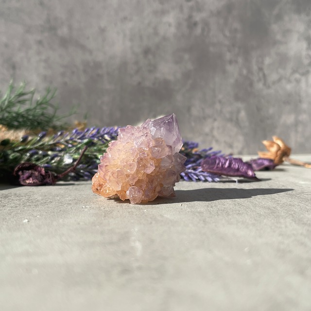 南アフリカ産 カクタスクォーツ｜淡色ラベンダーのきらめき