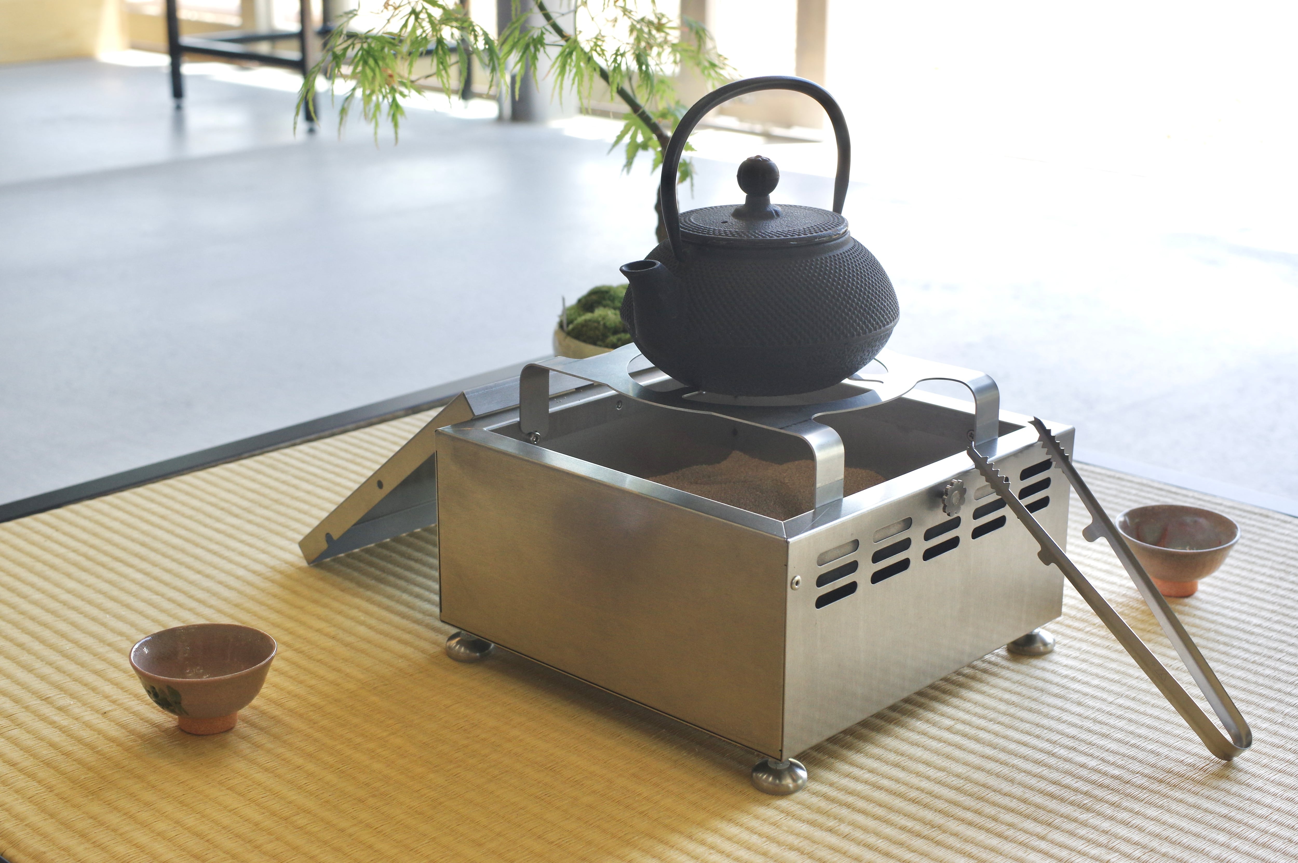 Kaku+bachi［カクバチ］ | PLUS MANIA(プラスマニア)