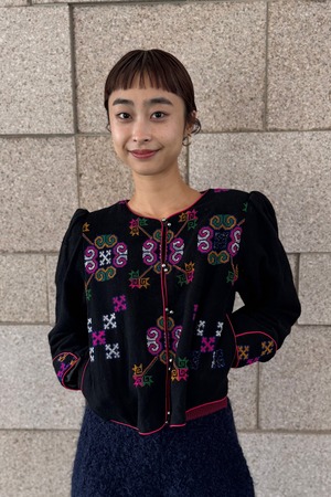 【送料無料】80's european needle embroidery  puff sleeve jacket