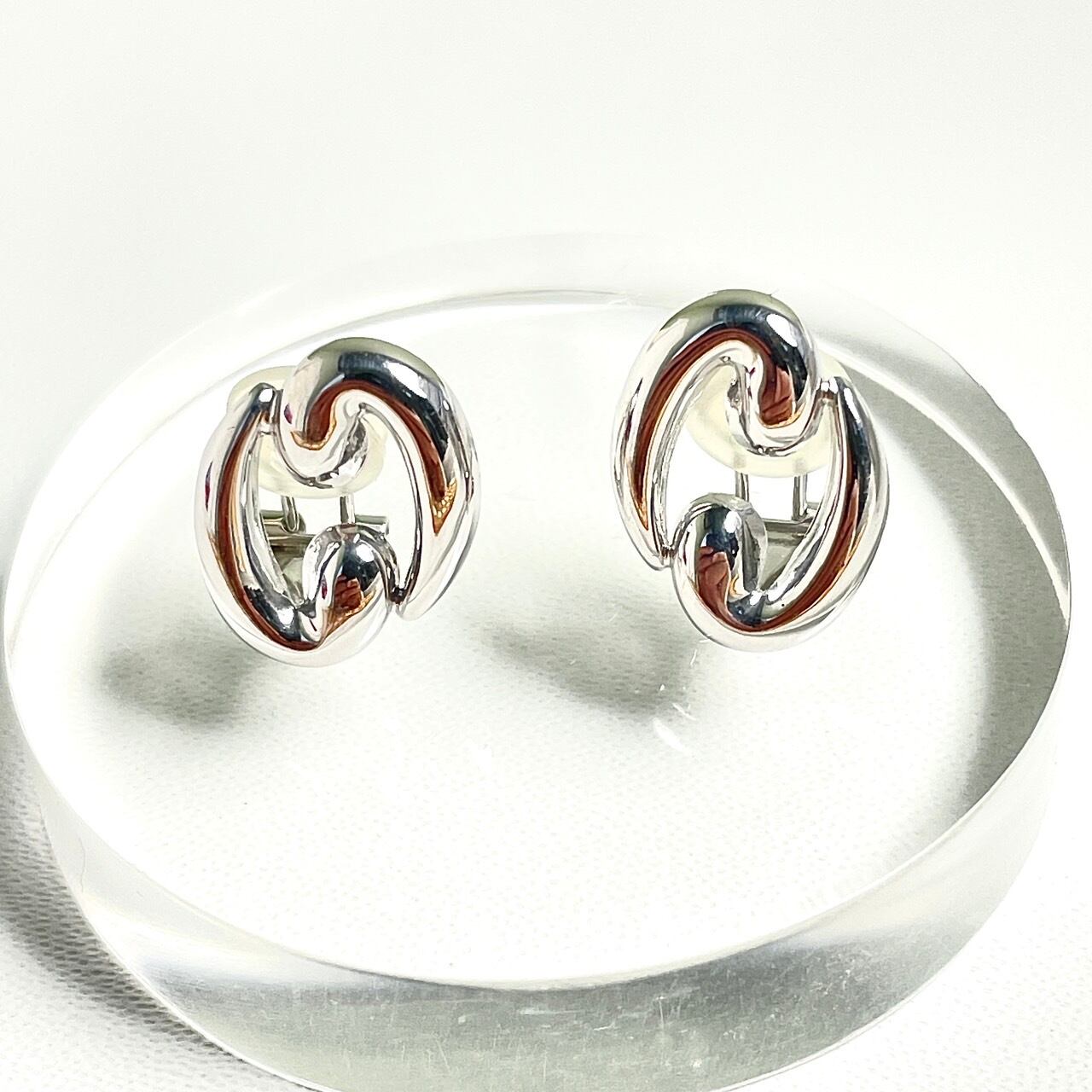 イタリー製　14k シェルカメオ　ブローチ K14枠 シェルカメオ ブローチ兼ペンダント 女性 正面 縦51×横