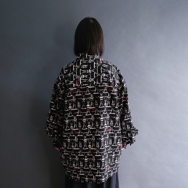 black base art pattern l/s shirt
