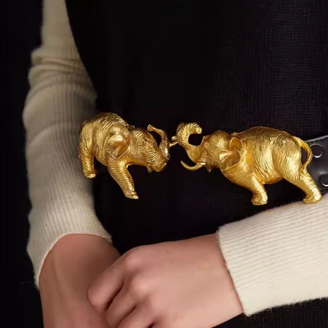 月影の王象 ゴールドバックルレザーベルト　E00643