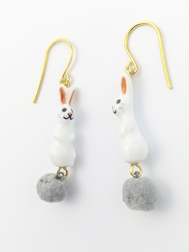 【Nach】　White rabbit earrings