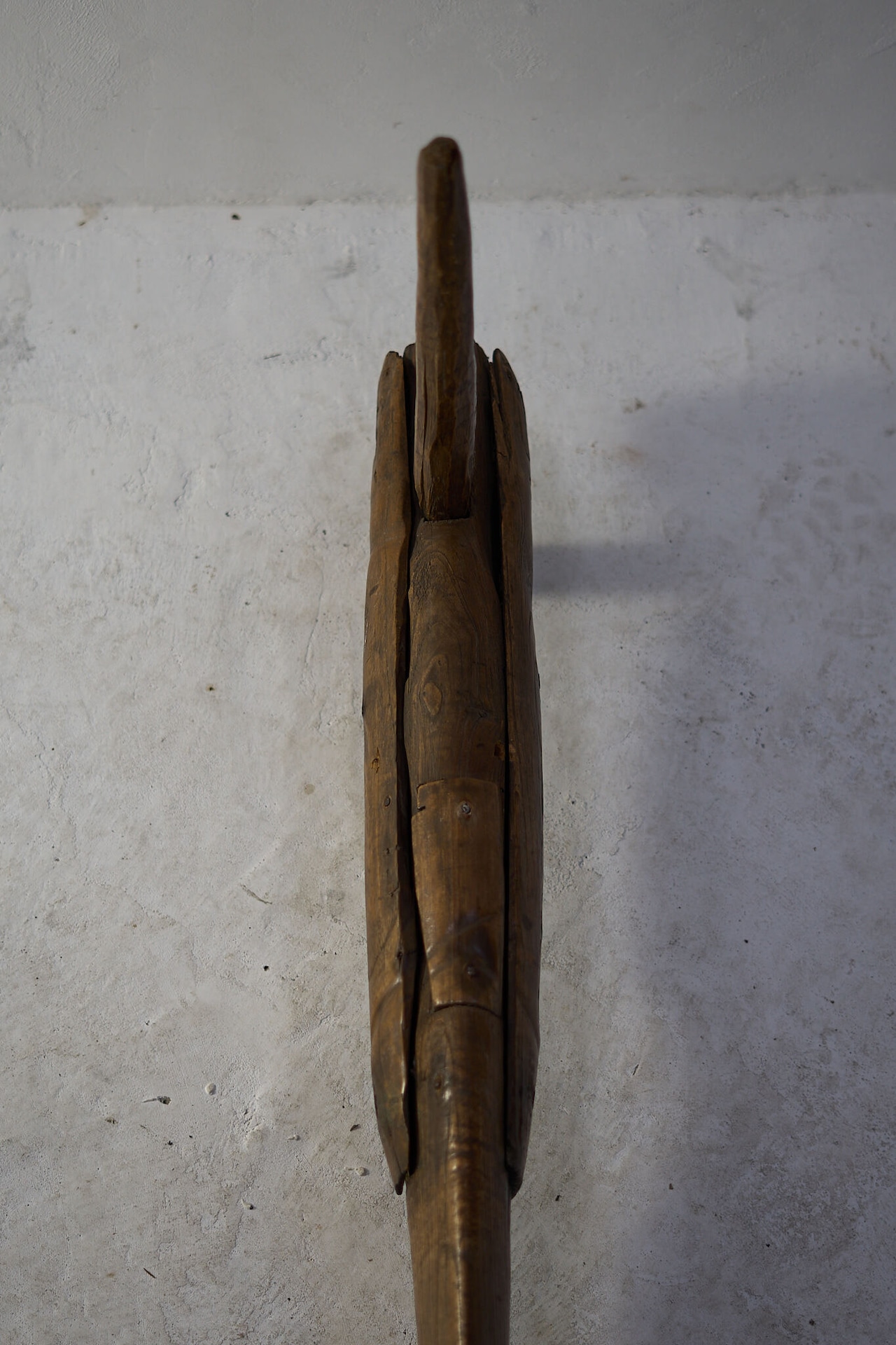 古い木造船の舵板