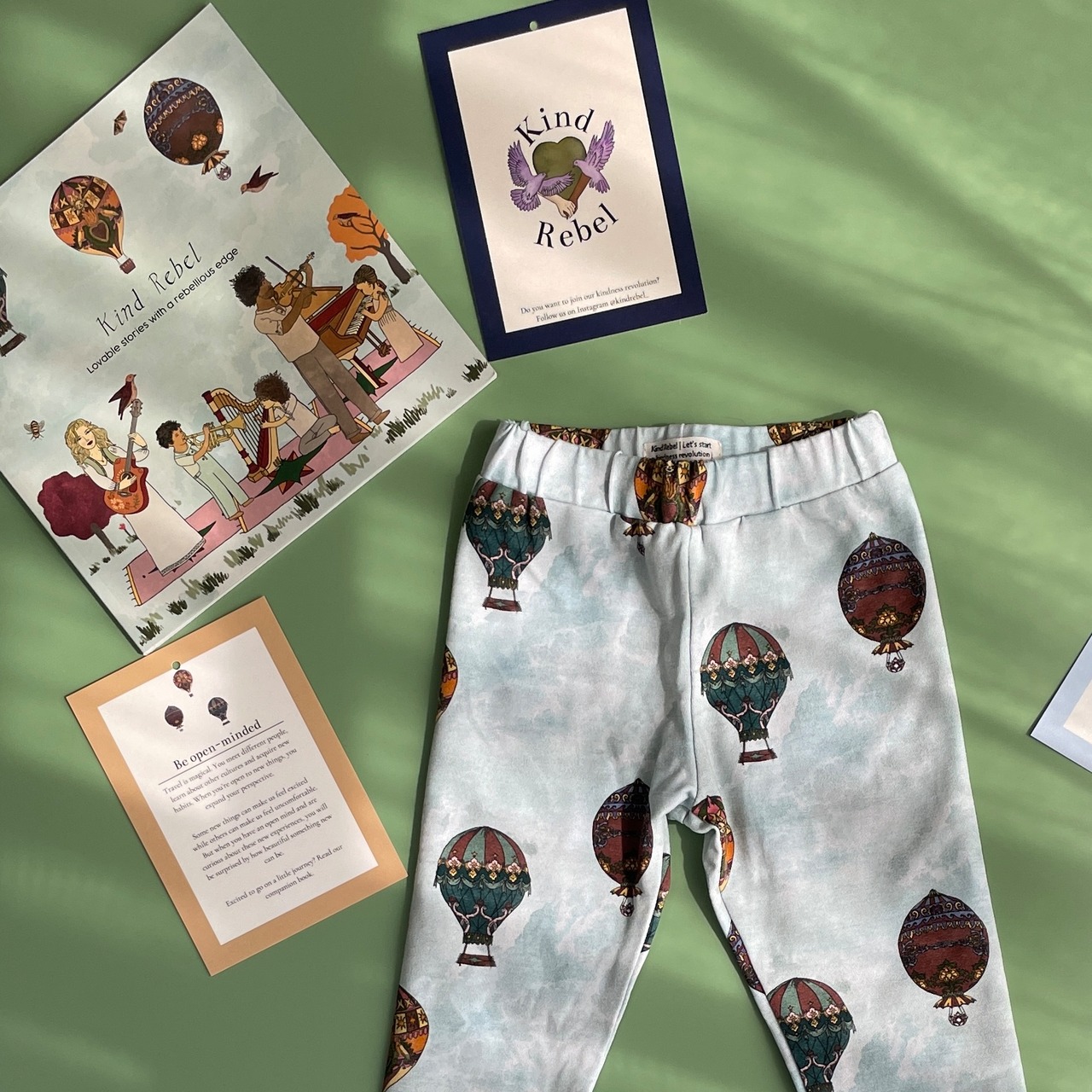 Kind Rebel /  'Be open-minded 'Leggings