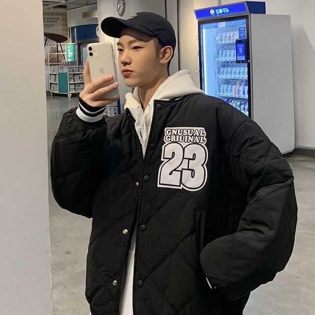 【予約販売】ブルゾン スタジャン アウター ブルー ブラック キルティング ストリート 冬 ジャケット ショート丈 メンズ カジュアル 男前 こなれ感 お洒落 韓国 トレンド 秋 冬 S/M/L/XL