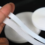 sempiterno 極薄 非常に狭い 柔らかい ドール 面ファスナー 幅約8mm長さ約5m 縫製用 裁縫 細幅 ベルクロ 強力 多用途 縫製タイプ 裏粘着剤なし 人形用 ドール服の材料 裁縫用 DIY靴服飾部品 (8mm,ナチュラルホワイト)