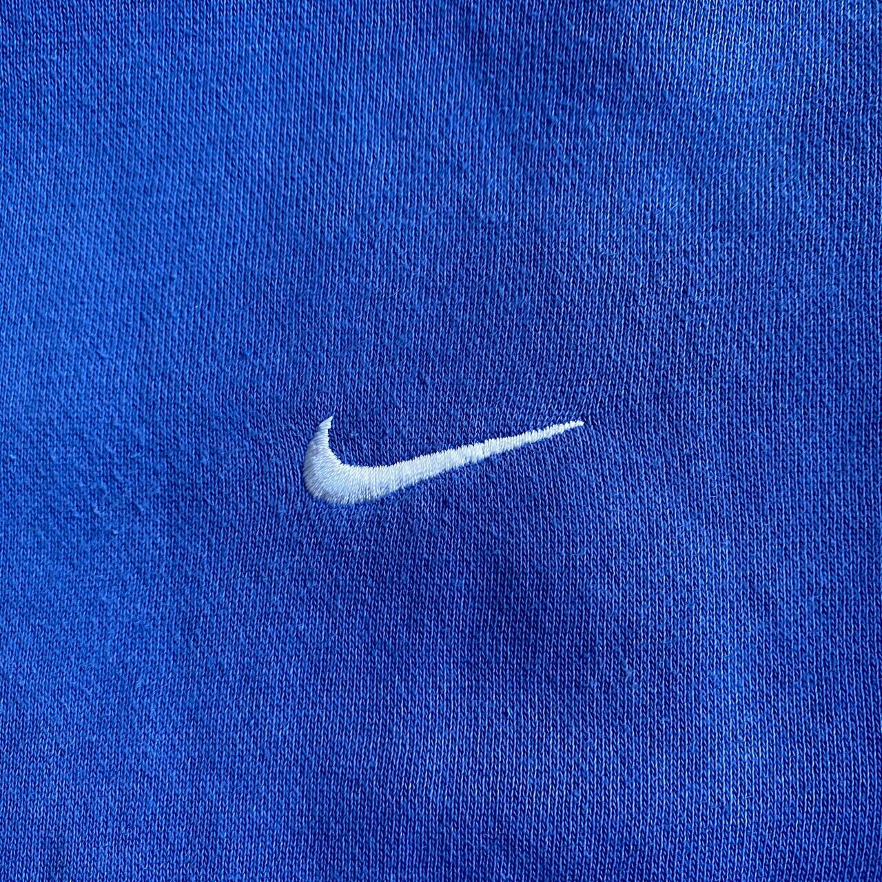 NIKE ナイキ スモール スウォッシュ ワンポイントロゴ刺繍 スウェット