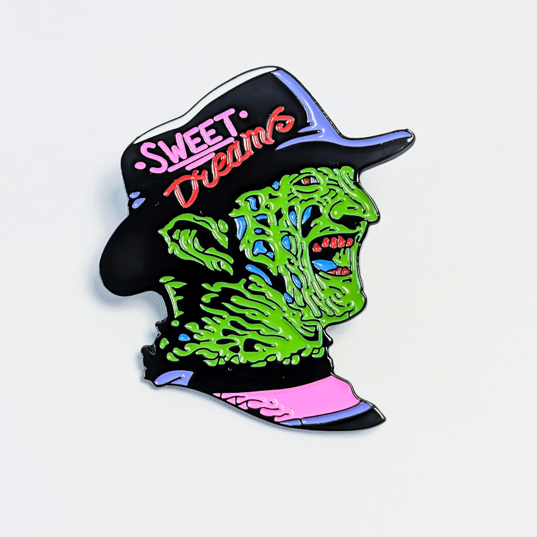 送料無料！ ★ピンズ PINS★ピンバッジ 【  A Nightmare on Elm Street エルム街の悪夢  】『 フレディ・クルーガー 』 〚アメリカン雑貨 アメトイ〛