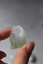 グリーンアポフィライト 「森の結晶」Green Apophyllite ◇ 天然石・鉱物・パワーストーン・原石 | st00379