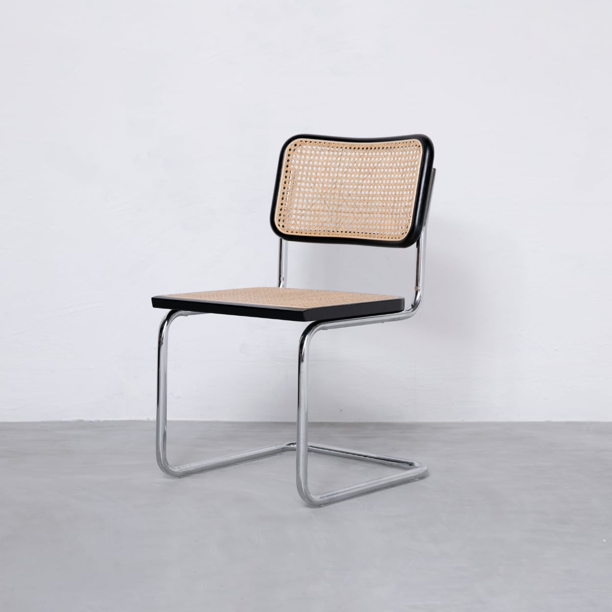 Cesca Armless Chair Black / チェスカアームレスチェア Cesca Armless Chair Black / チェスカアームレスチェア