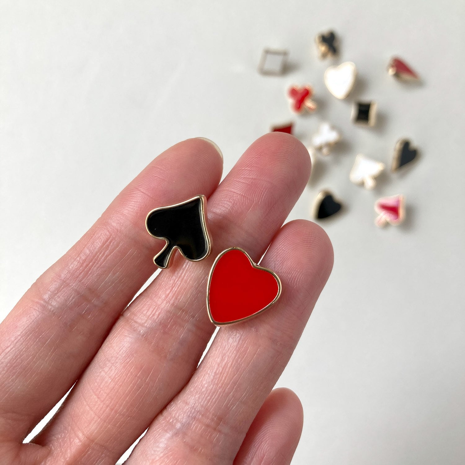 トランプマークのエポカラーボタン（13~15mm） | Dua-アクセサリー