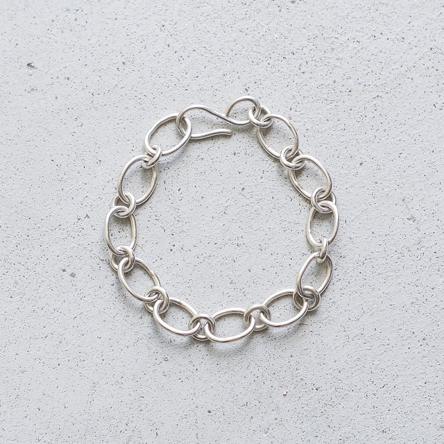 simple chain bracelet