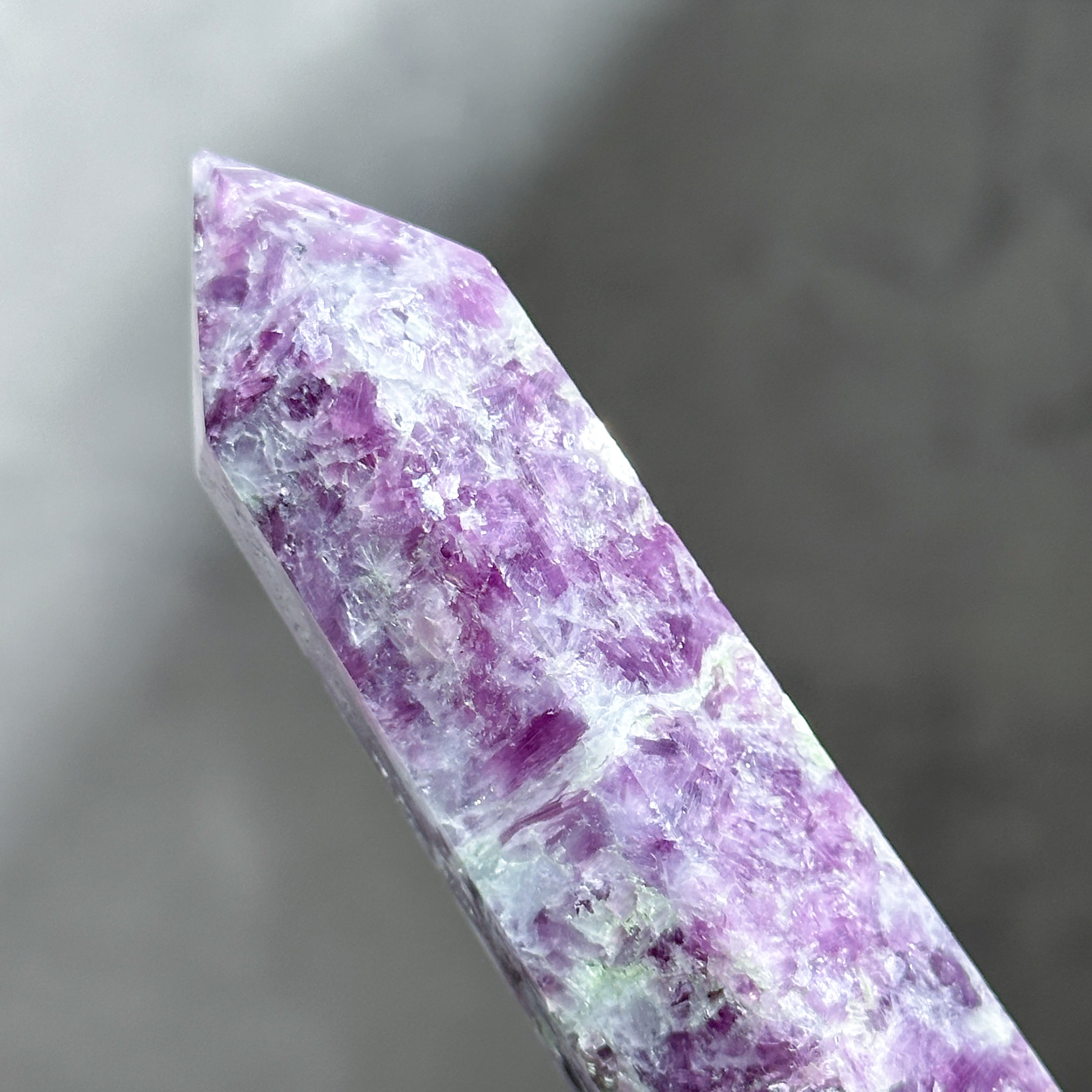 レピドライト タワー型74◇Lepidolite◇天然石・鉱物・パワーストーン