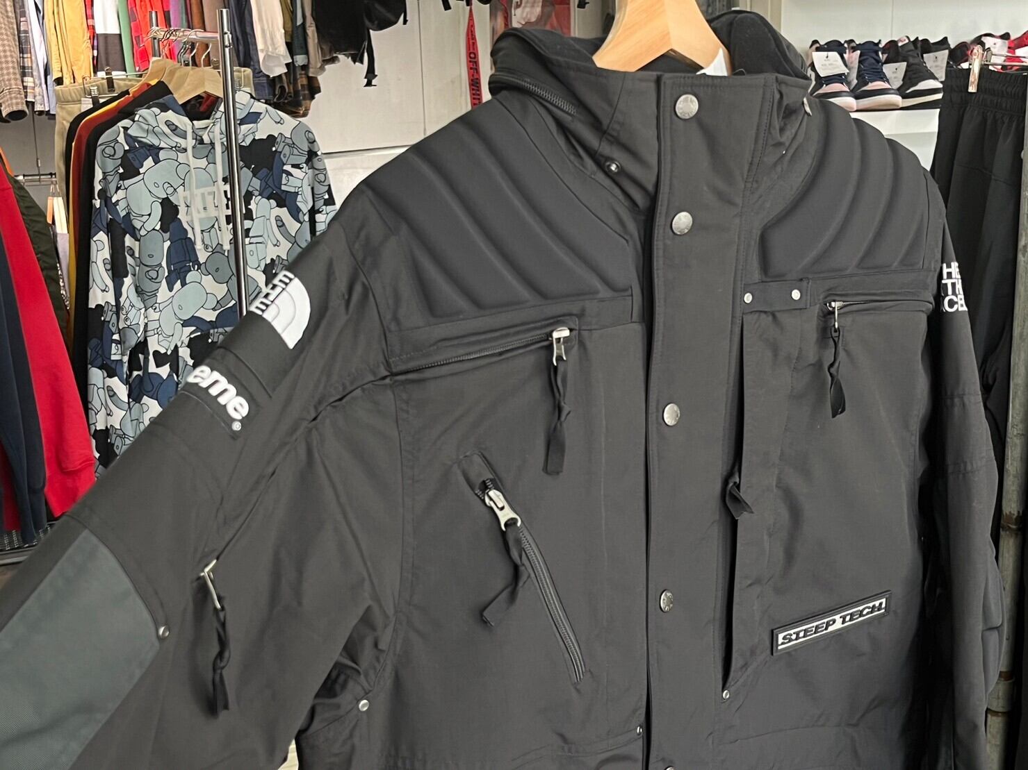 Supreme × THE NORTH FACE STEEPTECH APOGEE JACKET BLACK LARGE 