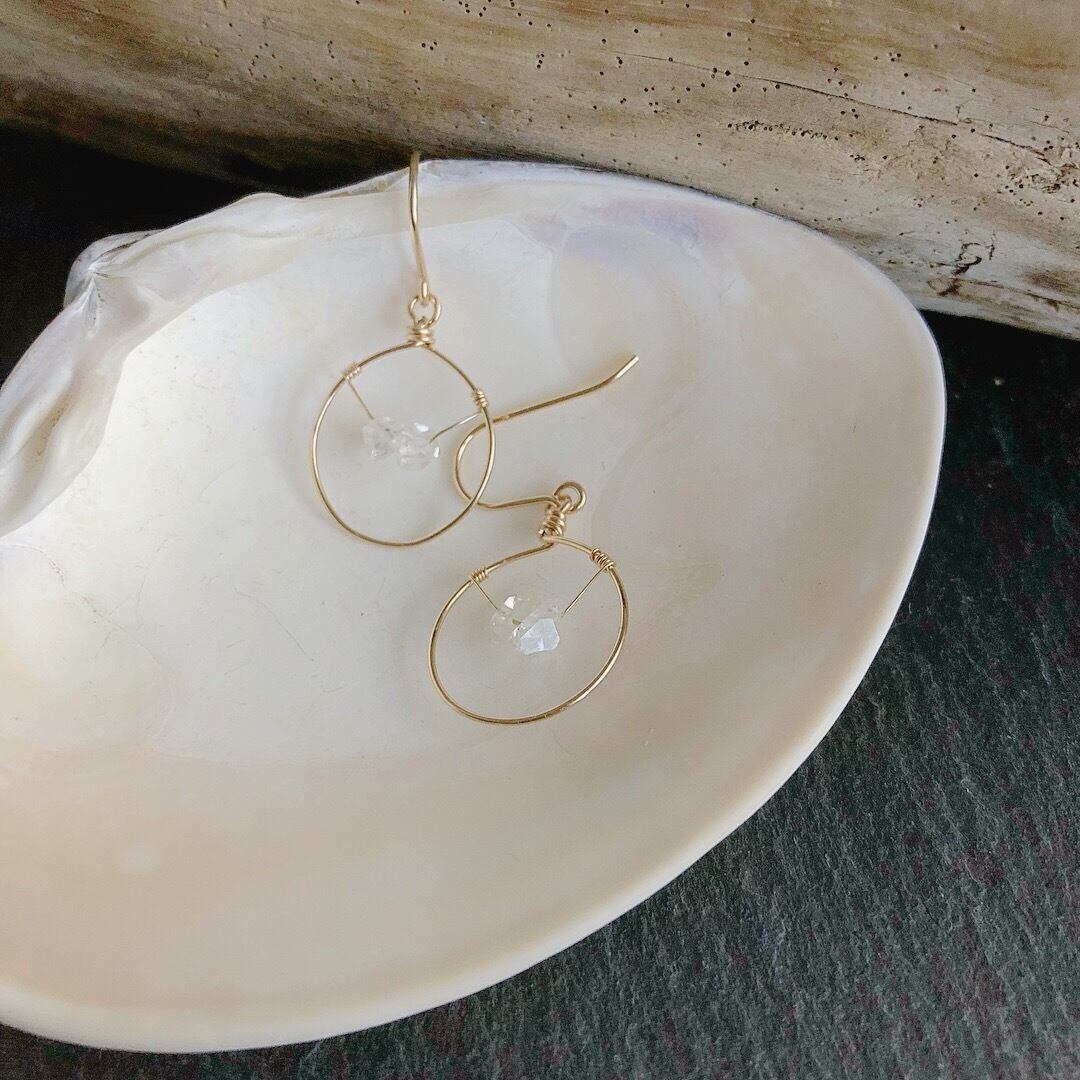 ハーキマーダイヤモンドの鳥かごピアス