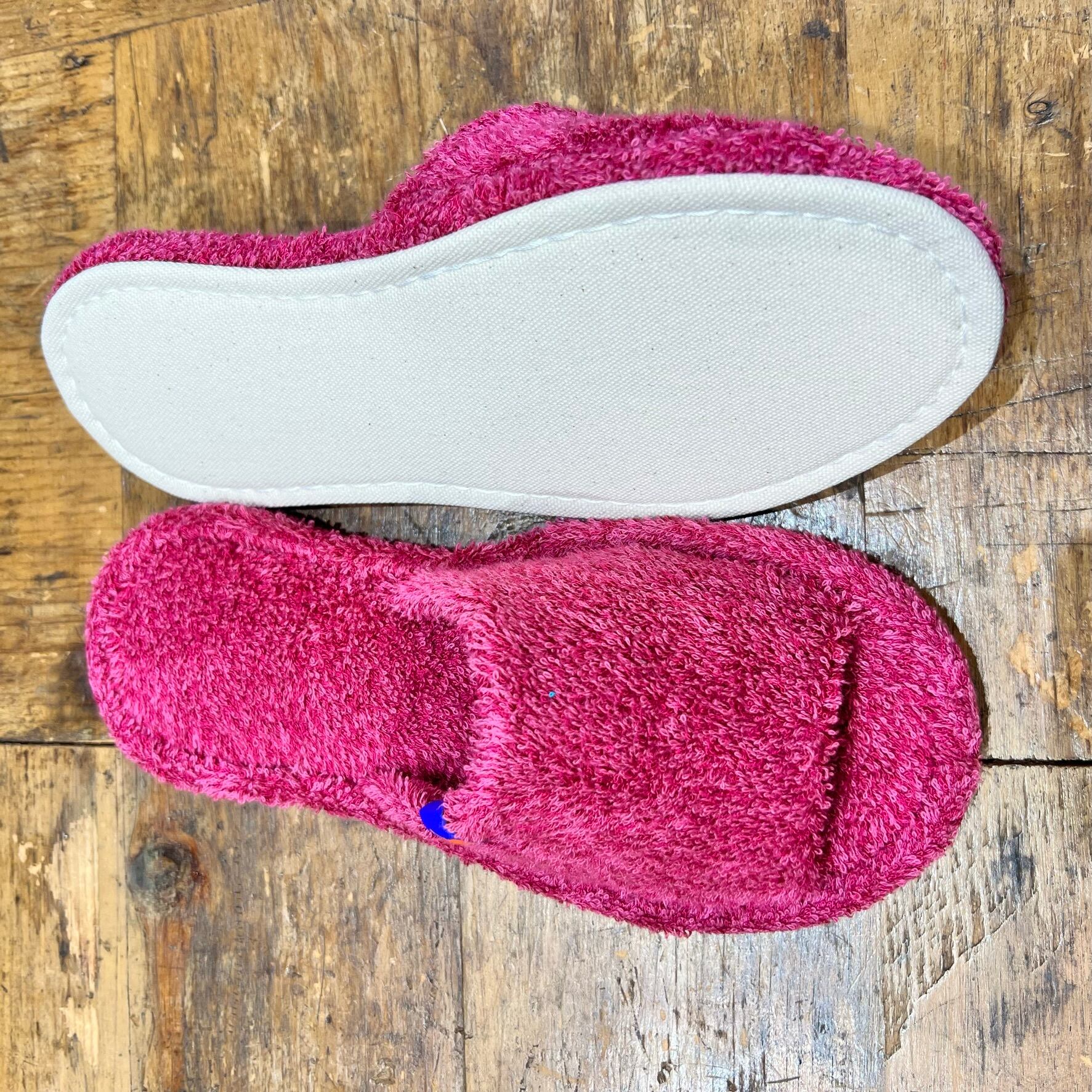 HIPPOPOTAMUS : ルームスリッパ (巾着付き)