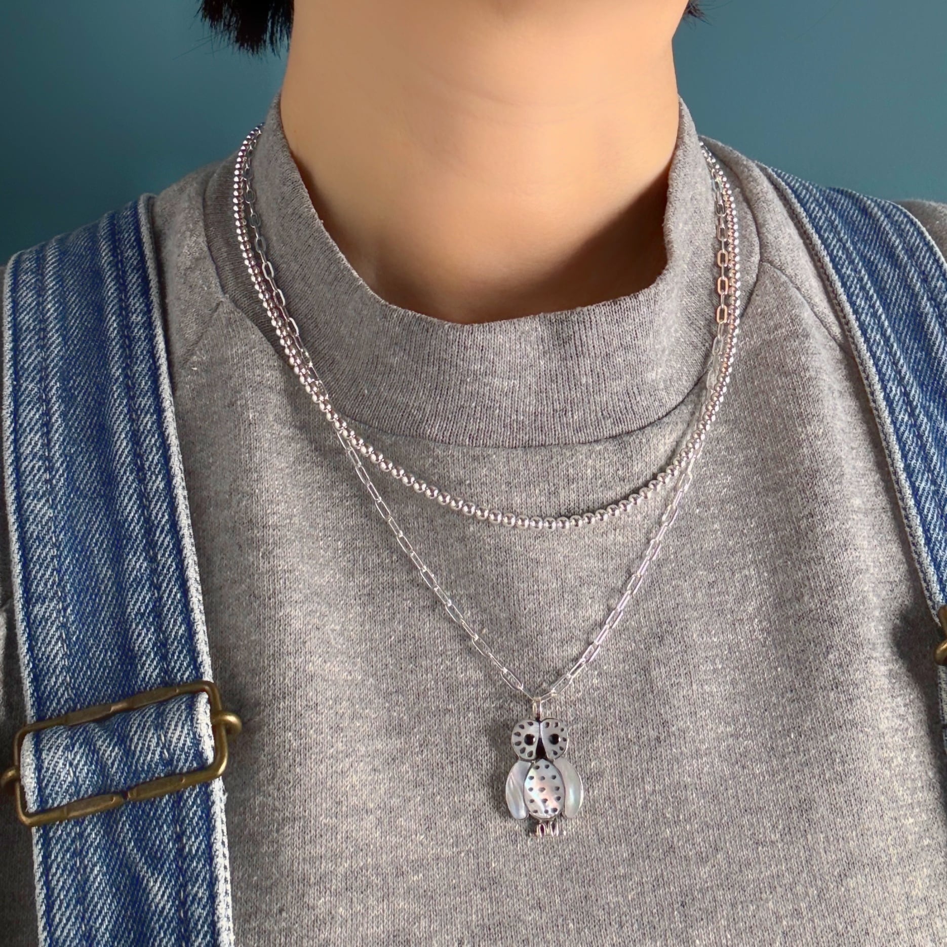 Indian Jewelry 》ZUNI フクロウ ホワイト シェル ペンダント