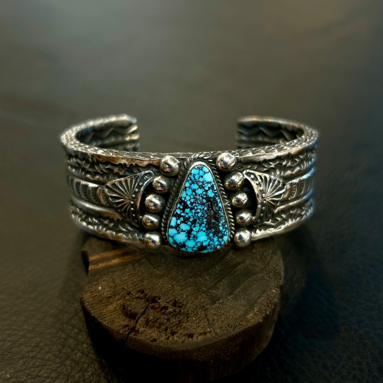 サンシャインリーブス(SunshineReeves) キングマン4面スタンプヘビーゲージバングル - 4