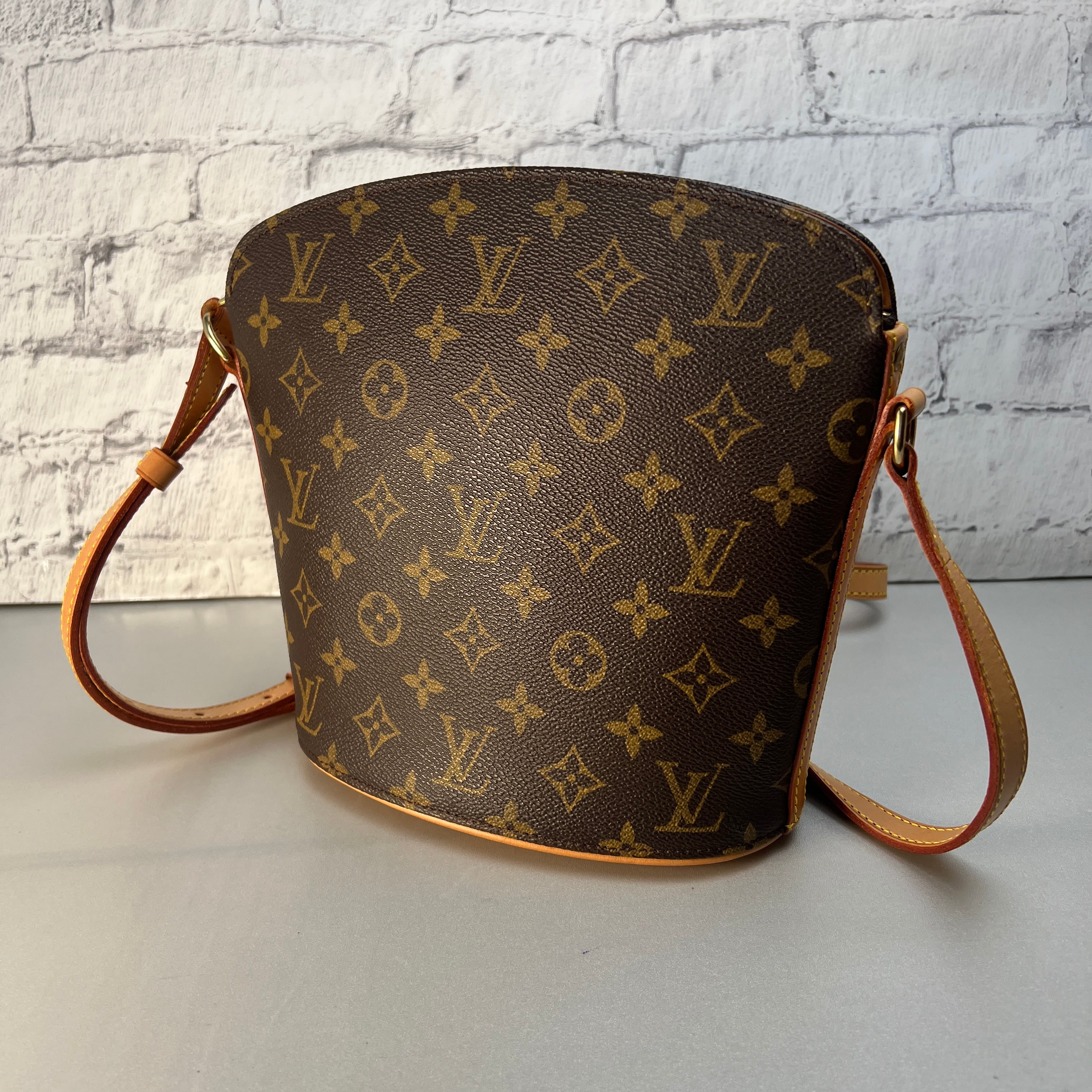 LOUIS VUITTON ルイヴィトン ダミエ ナヴィグリオN45255 レザー ショルダーバッグ A-12272 LOUIS VUITTON】ルイヴィトン『ダミエ ナヴィグリオ』N45255 メンズ
