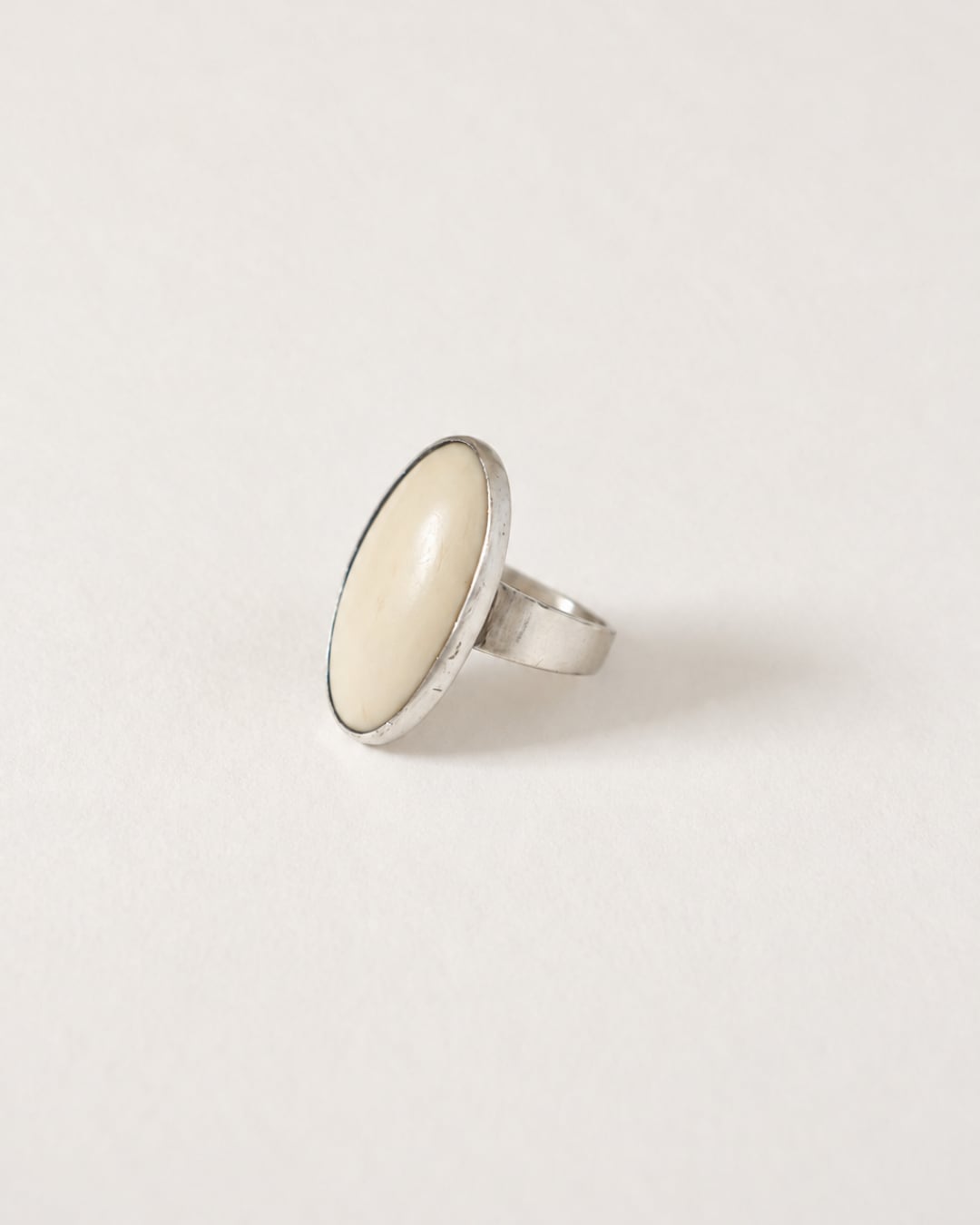 Ovale Écru — Vintage Ring
