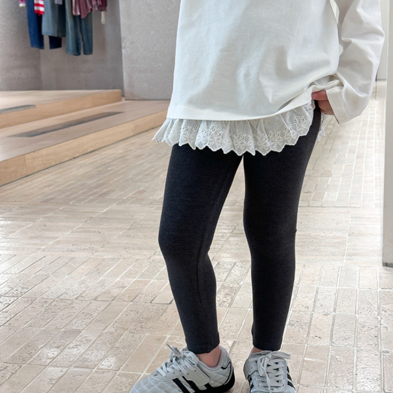 秋高密度編みウール混レギンス