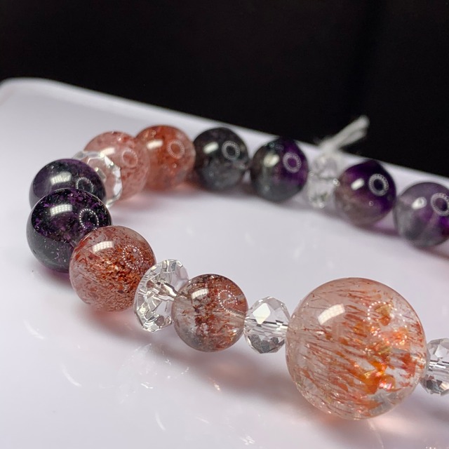 内包物ビッシリ☆エレスチャル・デザインブレスレット