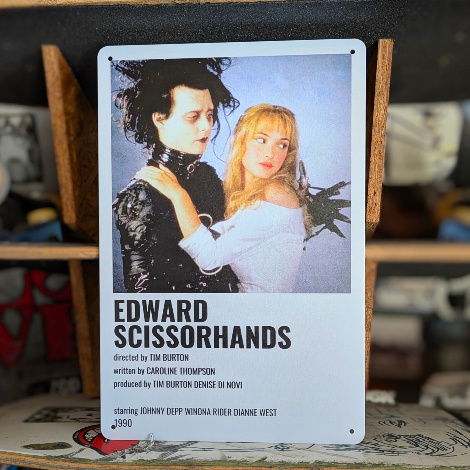 送料無料！ちょうどいいブリキ看板 【 Edward Scissorhands / シザー・ハンズ 】 METAL SIGN / メタルサイン / ブリキ看板 / サインボード / ビンテージ加工〚アメリカン雑貨 アメトイ〛
