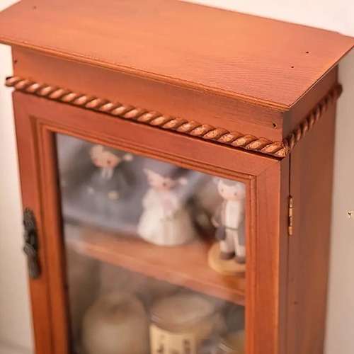 ラック　収納　棚　扉付き　キャビネット　薄型　おしゃれ　スリム　リビング収納　ディスプレイラック　木製　ガラス扉　小物