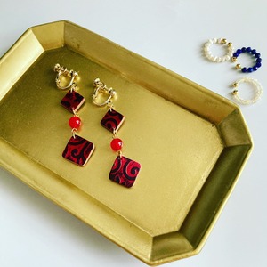 ロココ調クラシックレッド 香るピアスⓇ/イヤリング アロマアクセサリー