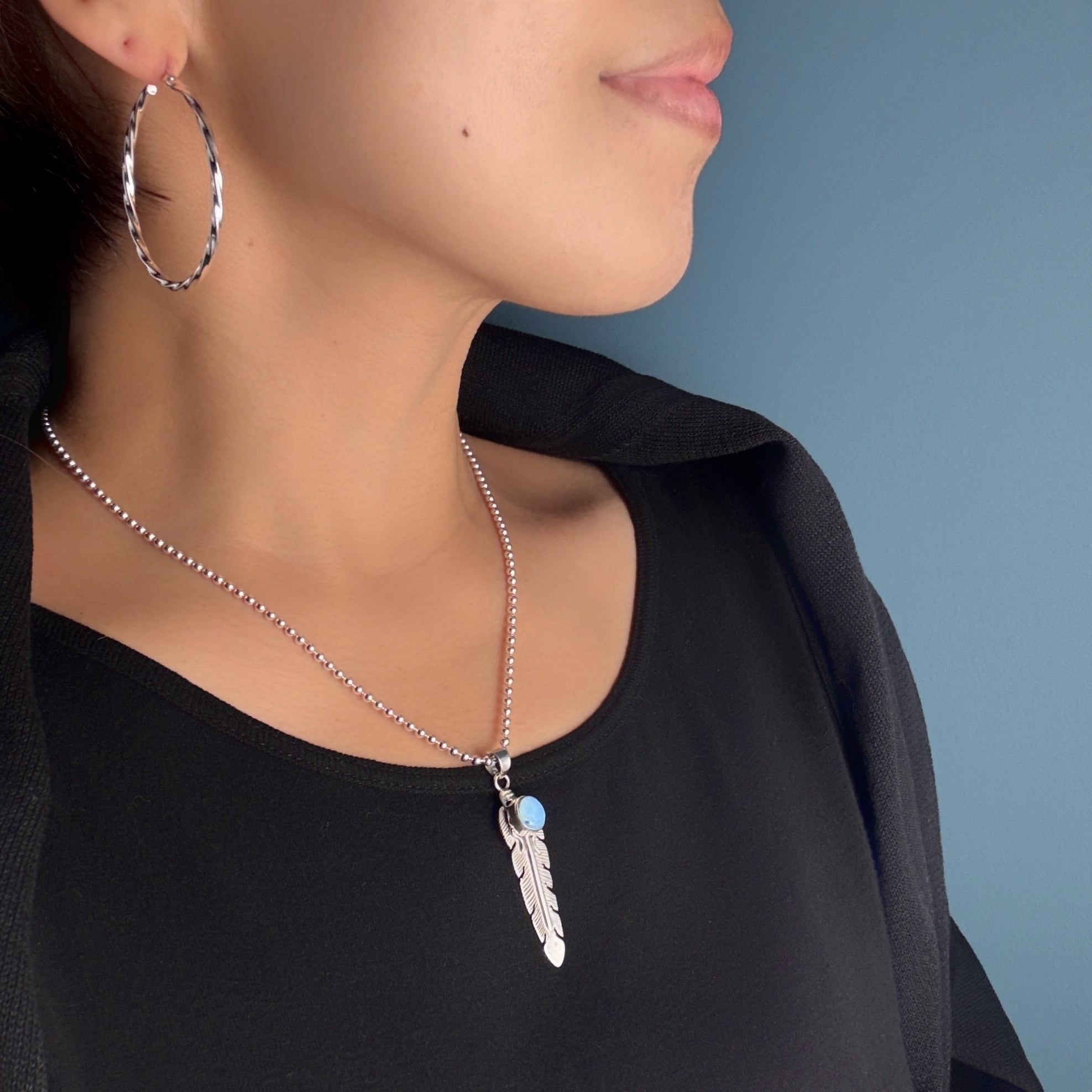 Indian Jewelry 》ゴールデンヒル ターコイズ フェザー ペンダント 羽