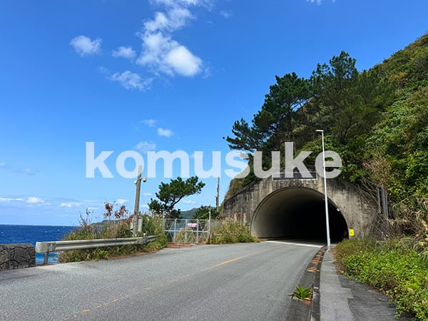 komusuke-select-003_橋・トンネル・道路_ウテンダトンネル×5枚