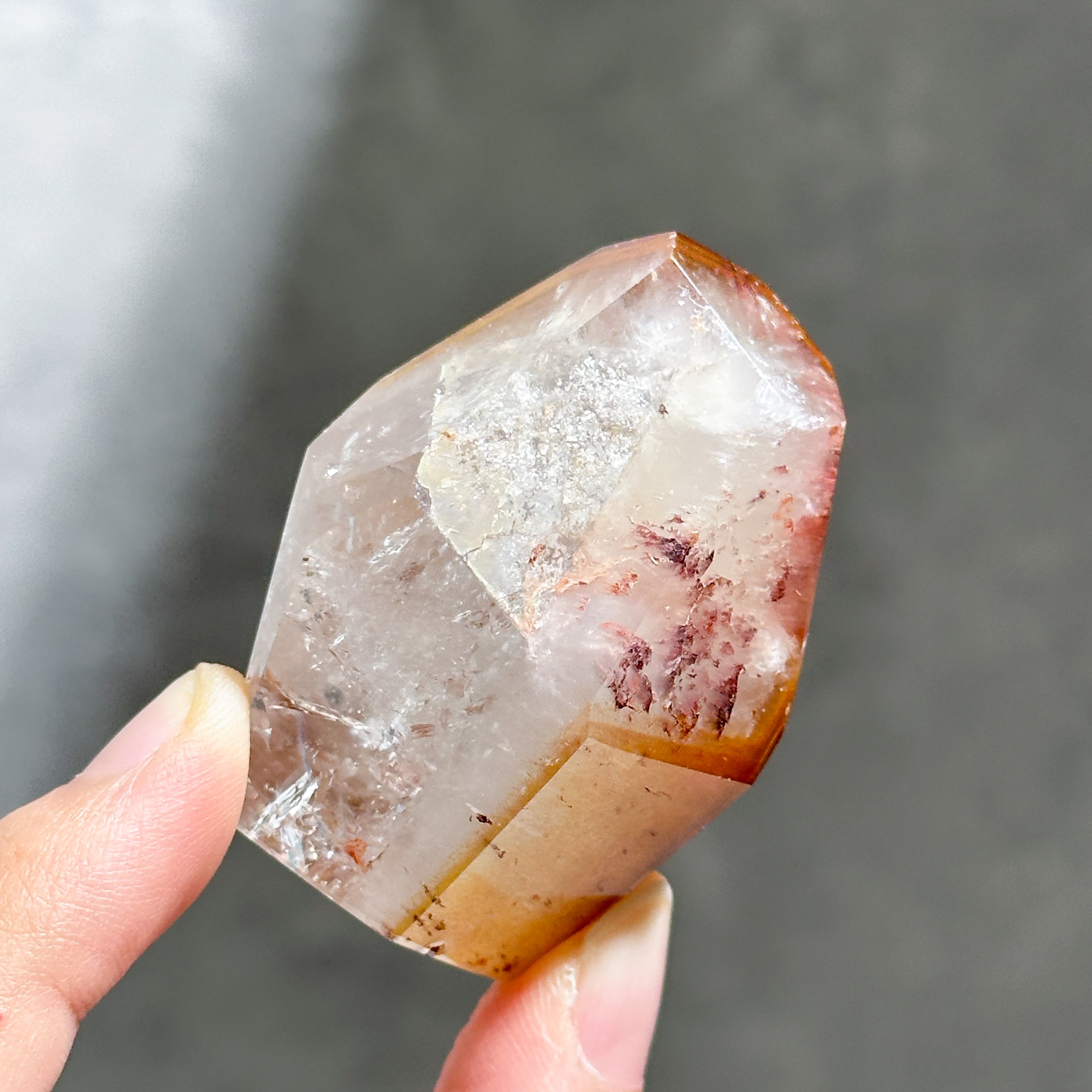 ゴイアス州クリスタリーナ産ドリームコートレムリアン フリーフォーム