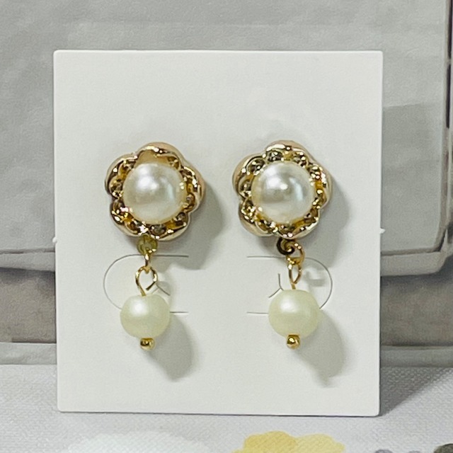 No.124シフォンタッセルピアス☆レジン ハンドメイド 容易い 