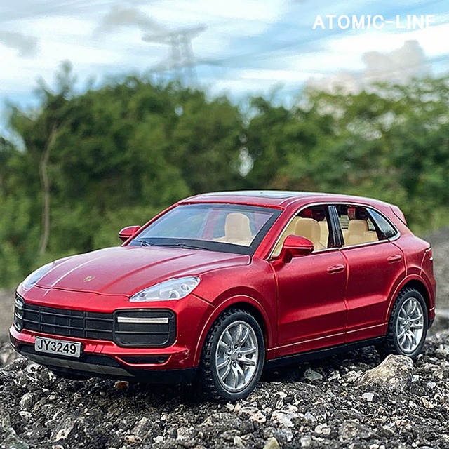 ポルシェ カイエン ターボ 1/32 ミニカー 全4色 ライト点灯 エンジンサウンド 合金モデル 模型