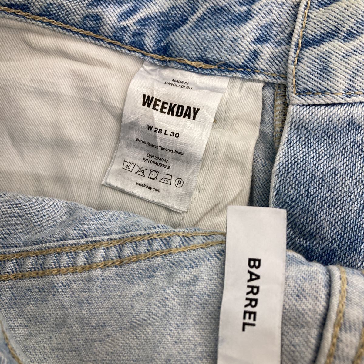 WEEKDAY デニムパンツ W28 ボタンフライ ライトブルー 古着卸 アメリカ