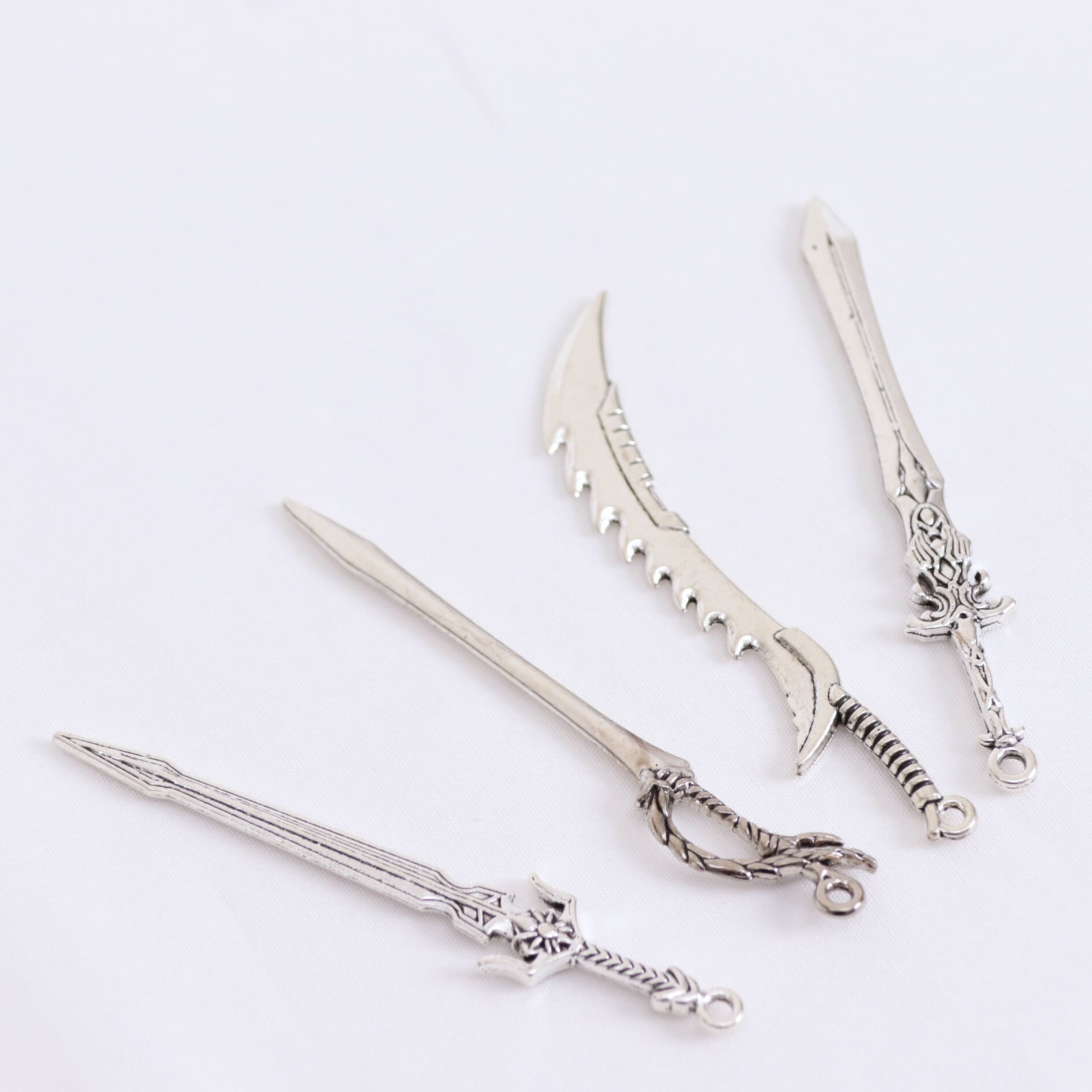 剣 刀 杖 槍 武器 パーツ シルバー 金属 02000137 ハンドメイド 装飾