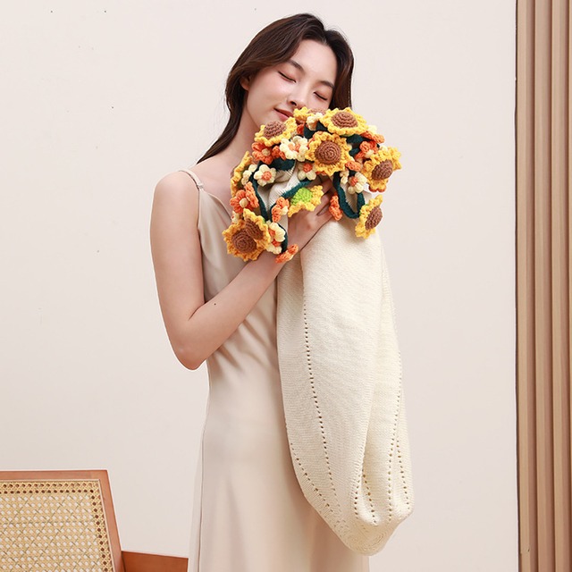 ブランケット 円形 向日葵 花束 多用途 直径 160cm 大判 おしゃれ かわいい インテリア ラグ マット カーペット ひまわり ブーケ ひざ掛け 肩掛け 毛布 絨毯 じゅうたん プレゼント