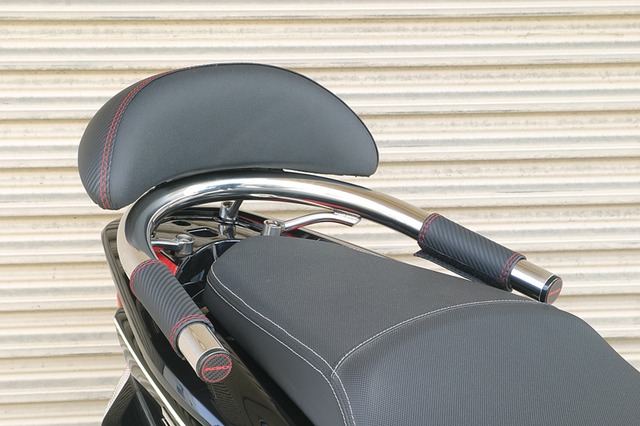 HONDA PCX125/150(JF56/KF18) バックレスト付きタンデムバー | adio