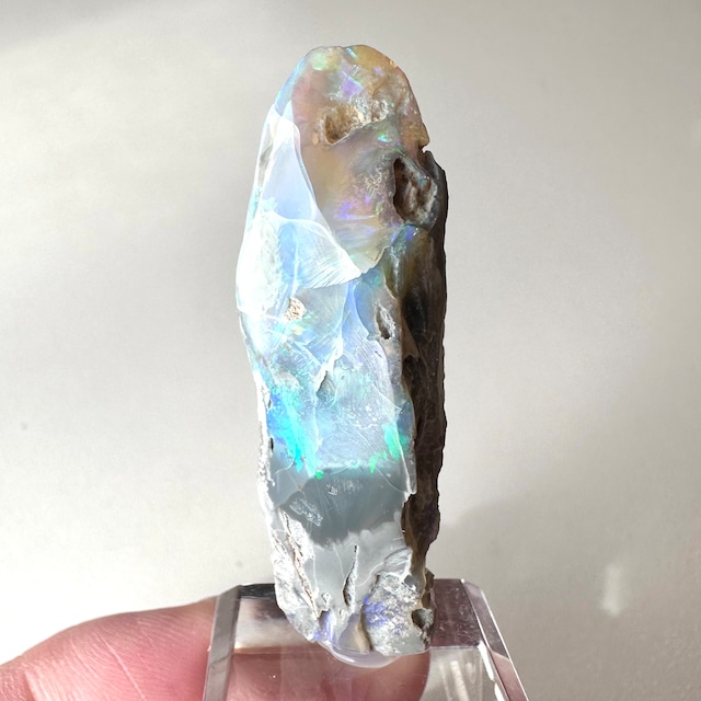 ボルダーオパール【Boulder Opal】オーストラリア産