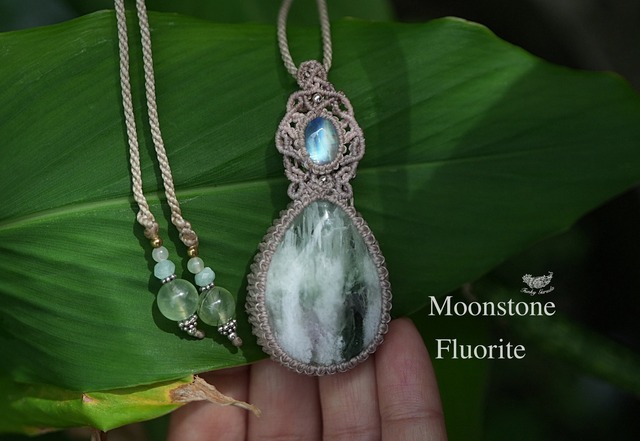 虹色★moonstone ×Angel Feather Fluoriteマクラメネックレス1636