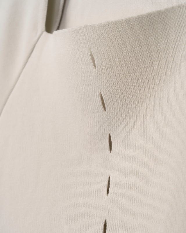 TAN/26SS-2 EYELEED KNITTED TOPS ICE GRAY